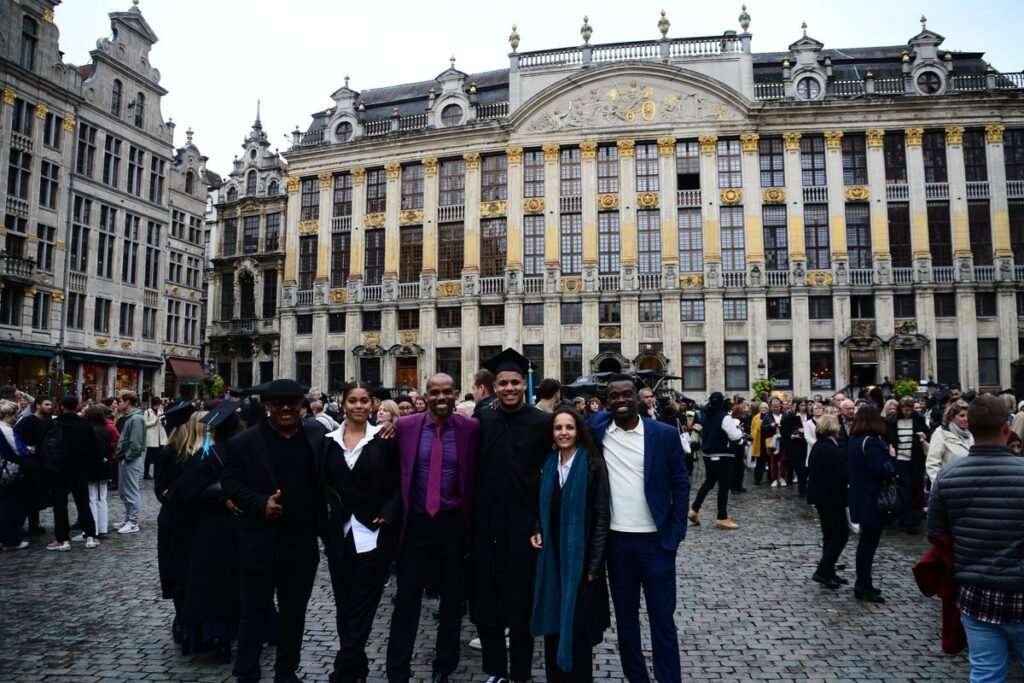 Sunday Oliseh family
Sunday Oliseh children
Sunday Oliseh son
Sunday Oliseh daughter
Sunday Oliseh wife
Sunday Oliseh wife and children
Sunday Oliseh wife and kids
Sunday Oliseh wife photo
Sunday Oliseh wife is from which country
Sunday Oliseh brother
How many children does Sunday Oliseh have